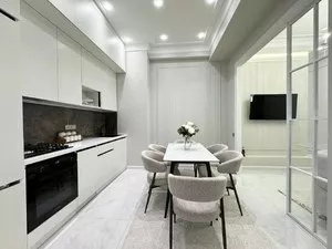 Трехкомнатная квартира в ЖК Via Port Chelsea, 80 м2