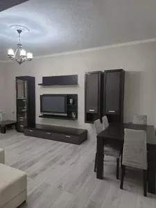 Трехкомнатная квартира в кирпичном доме, Дархан