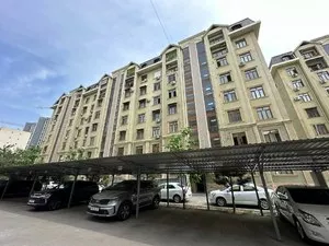 Трехкомнатная квартира в новостройке, 100 м2, Паркентский рынок