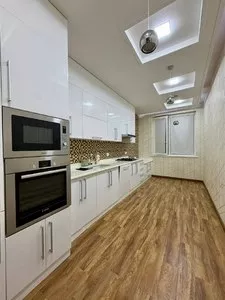 Трехкомнатная квартира в новостройке, 114 м2, Юнусабадский район