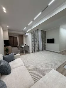 Трехкомнатная квартира в новостройке, 62 м2, Паркентский