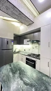 Трехкомнатная квартира в новостройке на улице Махтумкули