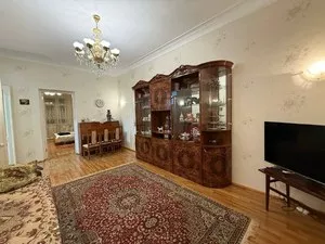 Трехкомнатная квартира в районе Экопарка, 85 кв.м