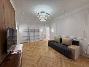 Трехкомнатная квартира в Яккасарайском районе, Гранд Мир Отель