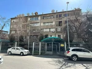 Трехкомнатная квартира в Юнусабадском районе, 104 м²