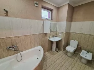 Трехуровневый дом 400 м2 в Мирзо-Улугбекском районе