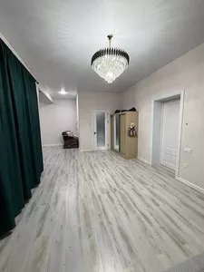 Трёхуровневый кирпичный дом в Сергелийском районе, 400 м²