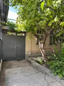 Участок 1.7 сотки в районе парка Фурката