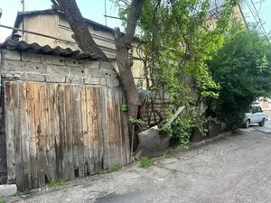 Земельный участок 2.8 соток на Буюк Ипак Йули
